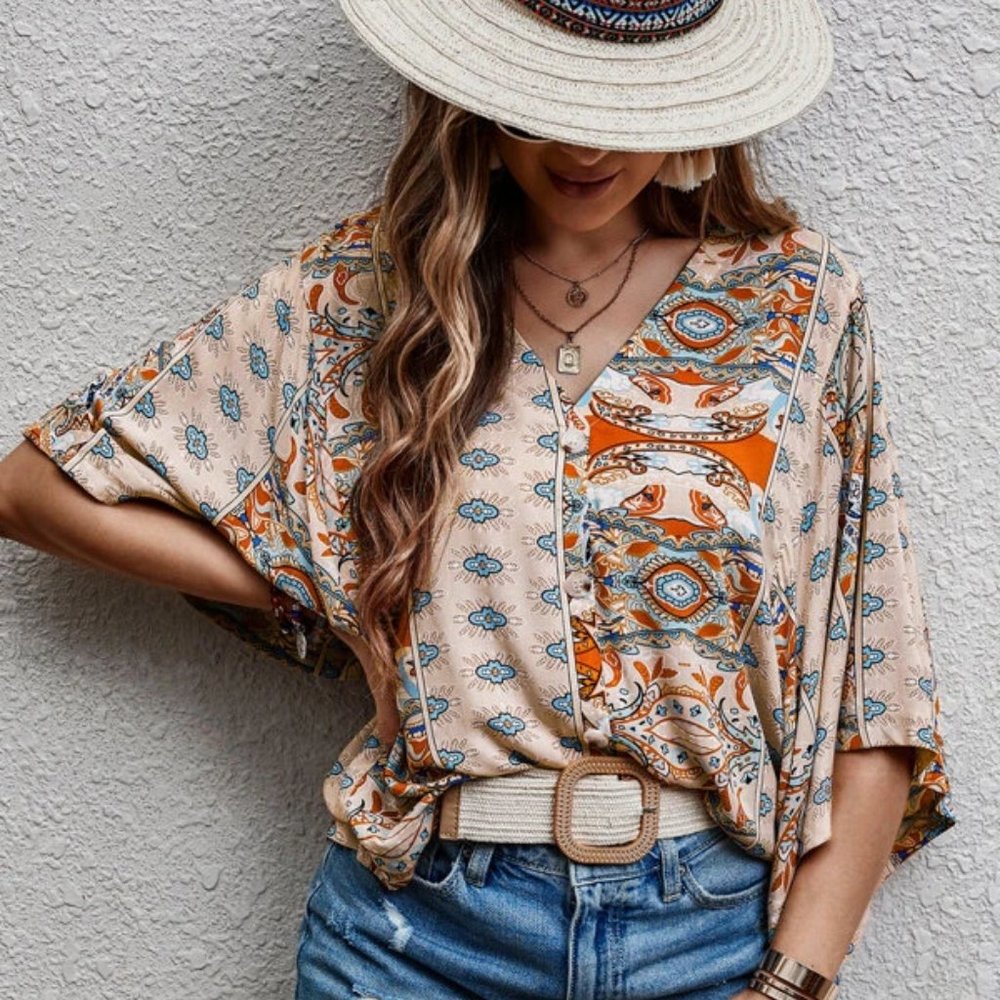 Boho" Batwing Sleeve Blouse. NWT - Picture 3 of 5